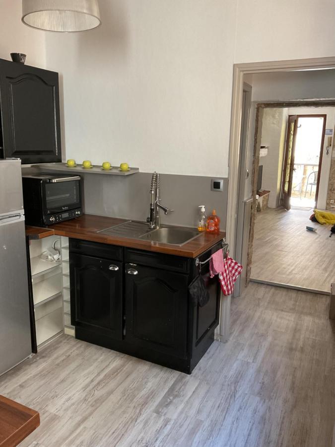 Appartement Place Aux Herbes à Nîmes Extérieur photo