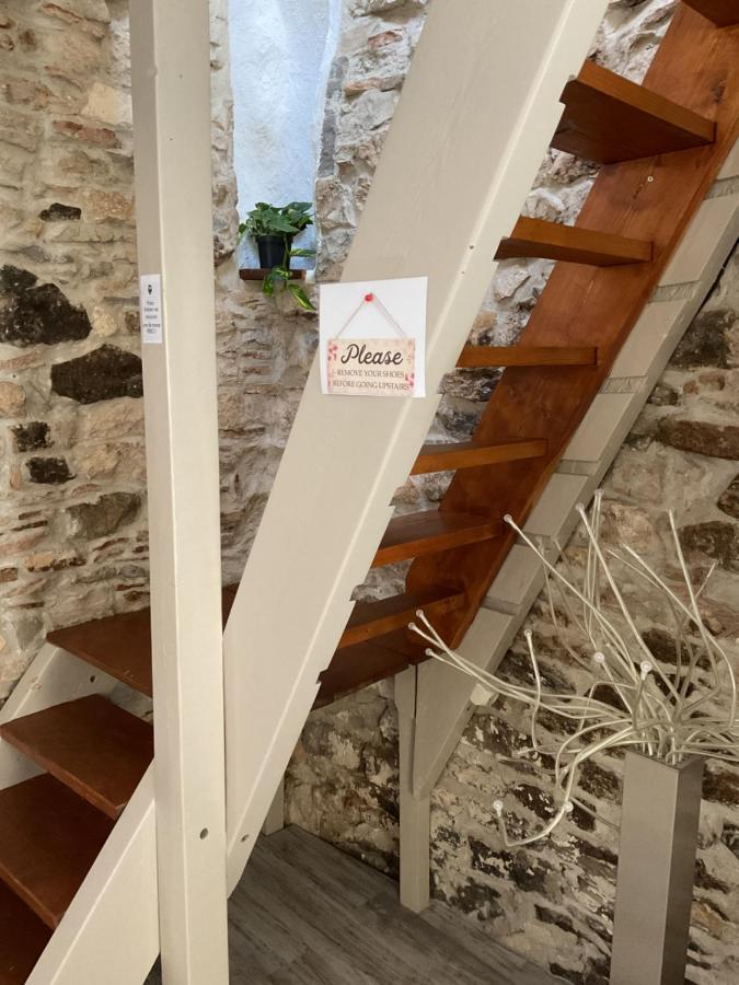 Appartement Place Aux Herbes à Nîmes Extérieur photo