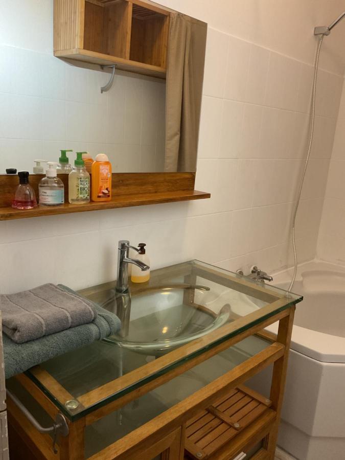 Appartement Place Aux Herbes à Nîmes Extérieur photo